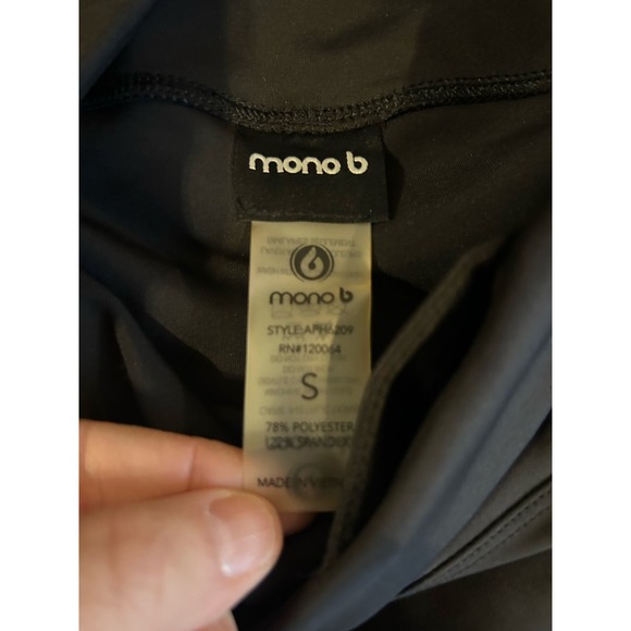 Mono B Leggings Size Small Capri Black Athletic Workout - Picture 2 of 5
